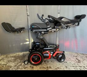 Alta gama electric wheelchair