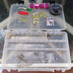 Fishing Tacklebox Everything For $3 With Equipment 