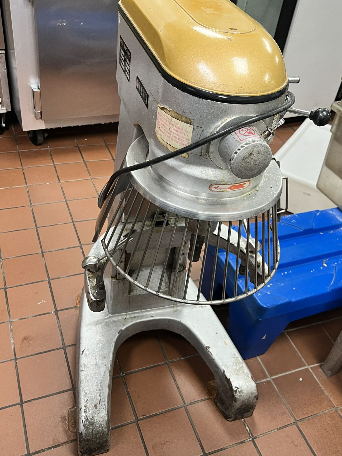 Anvil 30 Quart Mixer With Guard