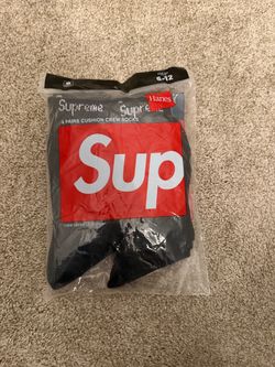 Supreme x Hanes Cushion Crew Socks 4-Pack