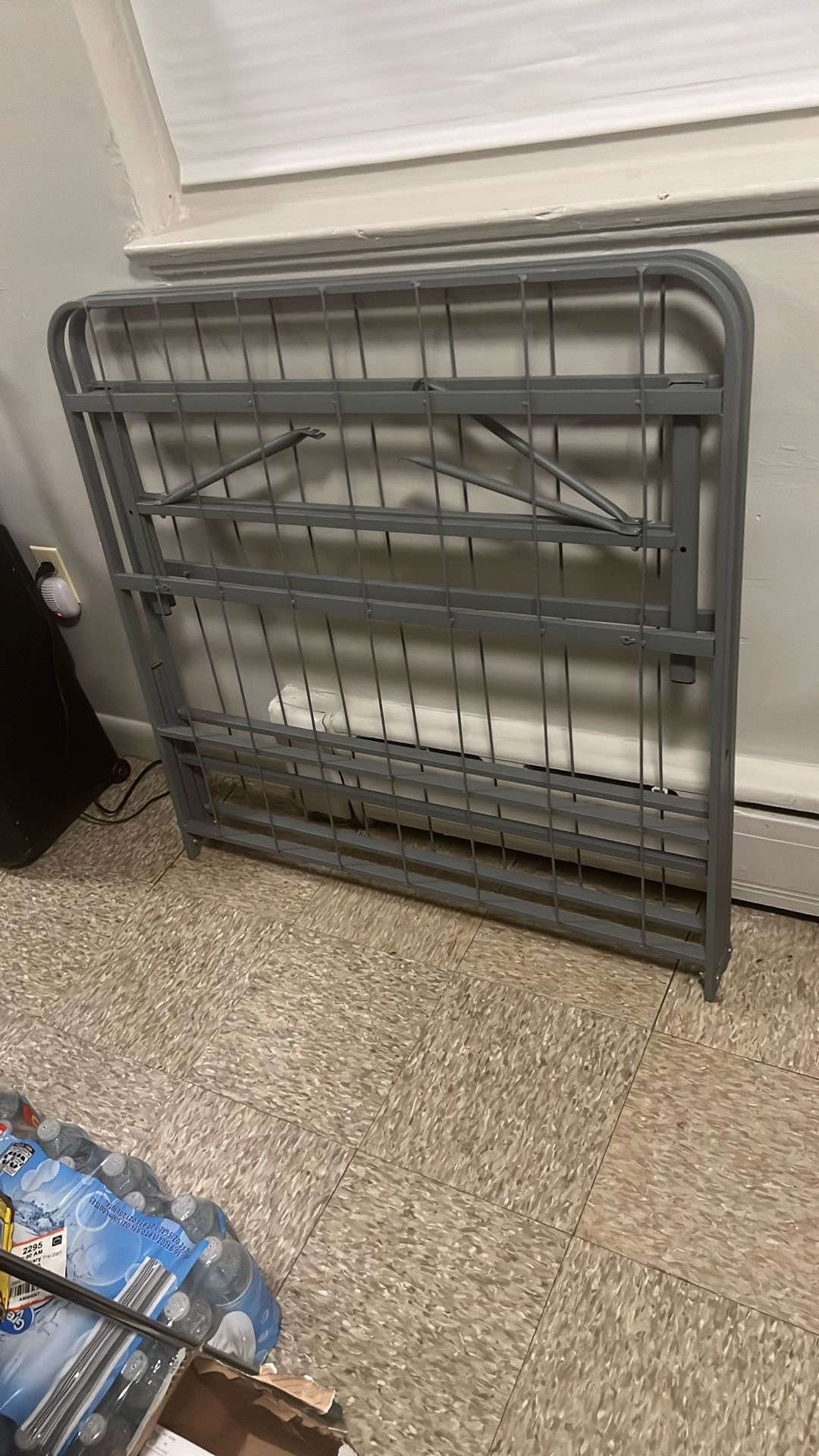 Twin Mattress Holder