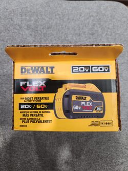 Dewalt Battery 12.0AH                                                                                               Precio Fijo No Negociable 