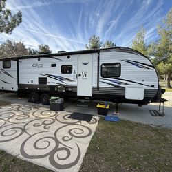 2018 Forrest River Salem cruise light T282QBXL