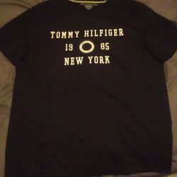 Brand new Men's large Tommy Hilfiger New York shirt And Weed And Lighter hoodie 