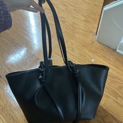 NWT women Elegant Black shoulder Bag