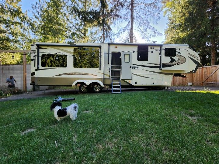 2019 Grand Design Solitude