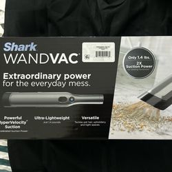 Shark Wandvac, New In Box