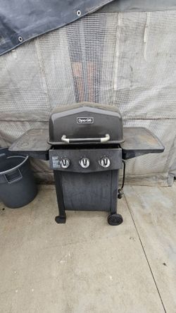 DYNA Glo grill 3 burner