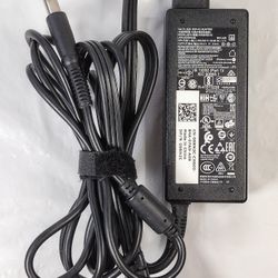 Dell Laptop AC Adapter Model HA65NS5-00