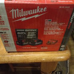 $180 No Less Milwaukee 48-59 - 1862s Battery And Charger Set Two Extra Large 6.0 Amp Hour High Output Batteries And Charger