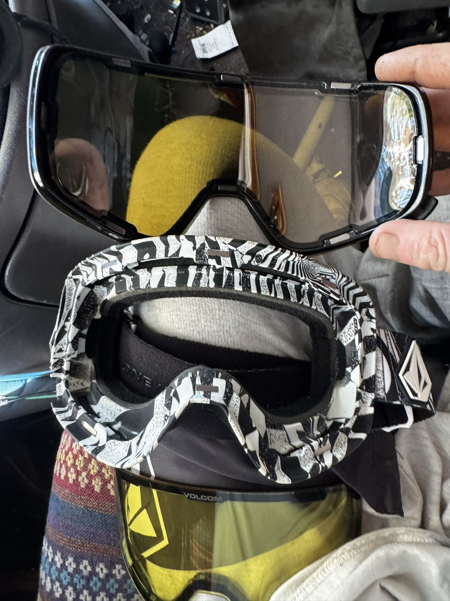 salsa mountainbike XC MTB – Spearfish C Deore 12 – Cycles Meffert's Maltese Gear - The SRAM GX AXS DarkVault™ Critical Gear Case Ship From:United States (Pay to Ship to Canada)