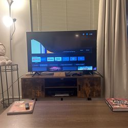 Hisense tv 40 in broken