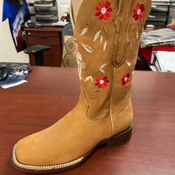 Nuevas botas vaqueras de piel para mujer