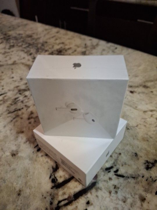 Apple AirPods Pro 2nd Generation MagSafe USB-C, Bluetooth