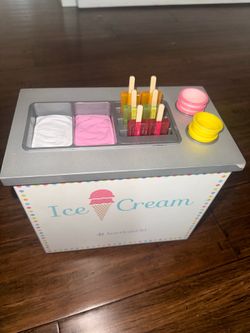 American Girl - ice cream cart