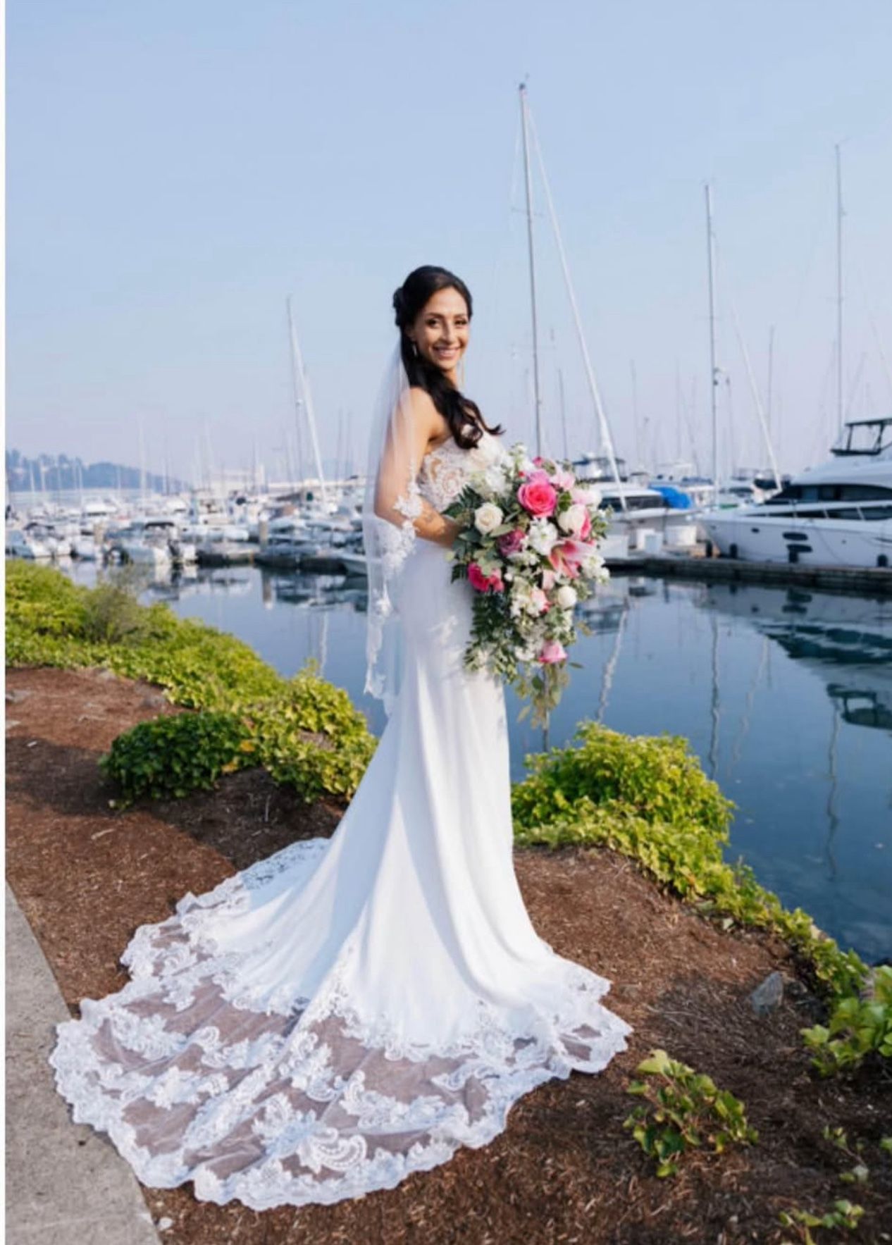 Beautiful Wedding Dress Size 6