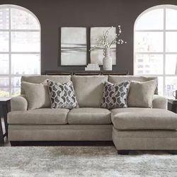 Stonemeade Sofa Chaise 