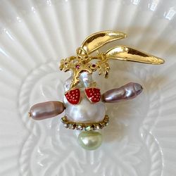 Flameball Pearl With Purple Baroque Hands