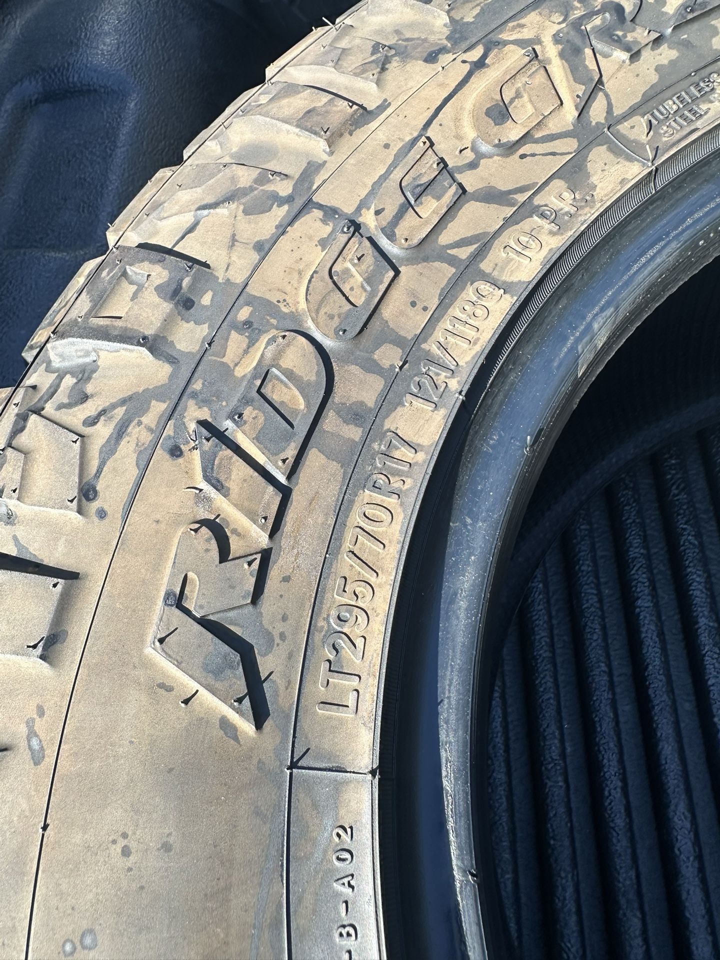 Nitto Ridge Grplr 295/70r17 Used Set Of 4