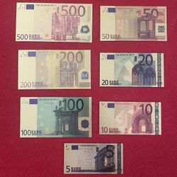 Novelty Gold Foil Euro Banknote Set