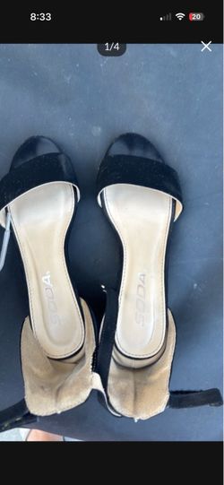 Girls sandals only one time used size 6-7 y only