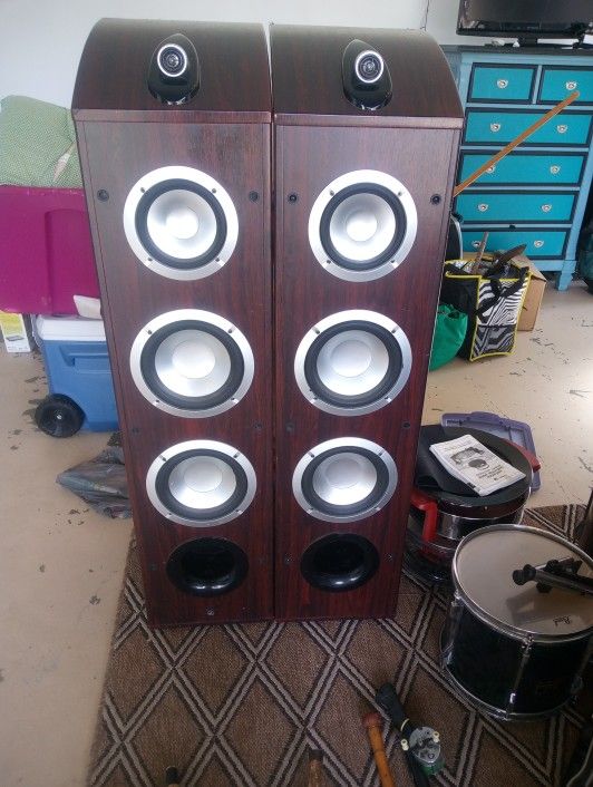 Welton S48T Speakers for Sale in Cape Coral, FL - OfferUp