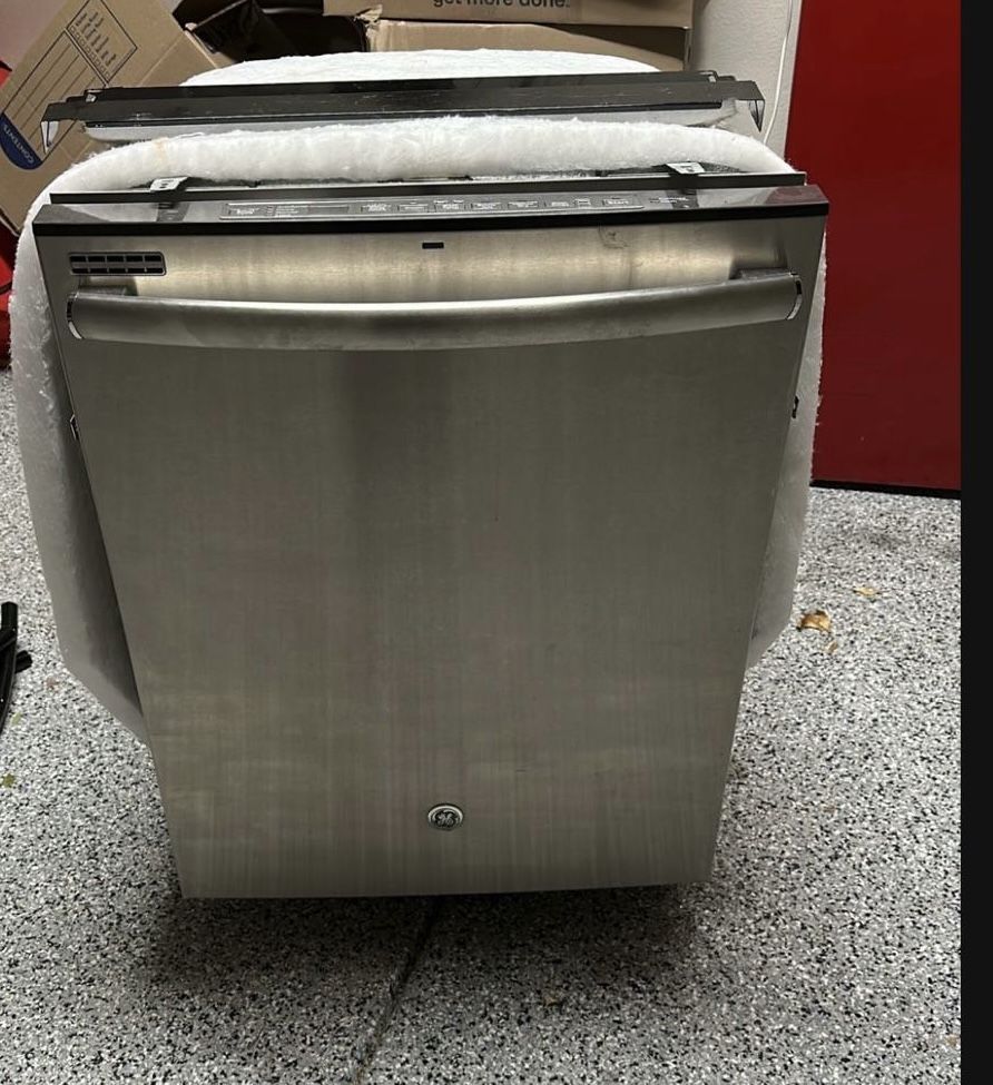GE stainless steal dishwasher