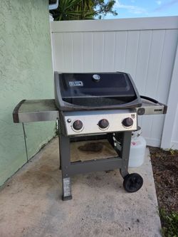 Weber Spirit II 3-Burner Gas Grill