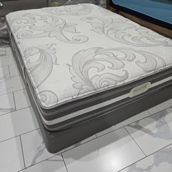 Queen Size Mattress Set 