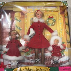 Barbie Holiday Sister Gift Set