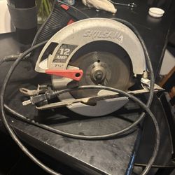 Skil 12 Amp 7-1/4 in. Circular Saw
