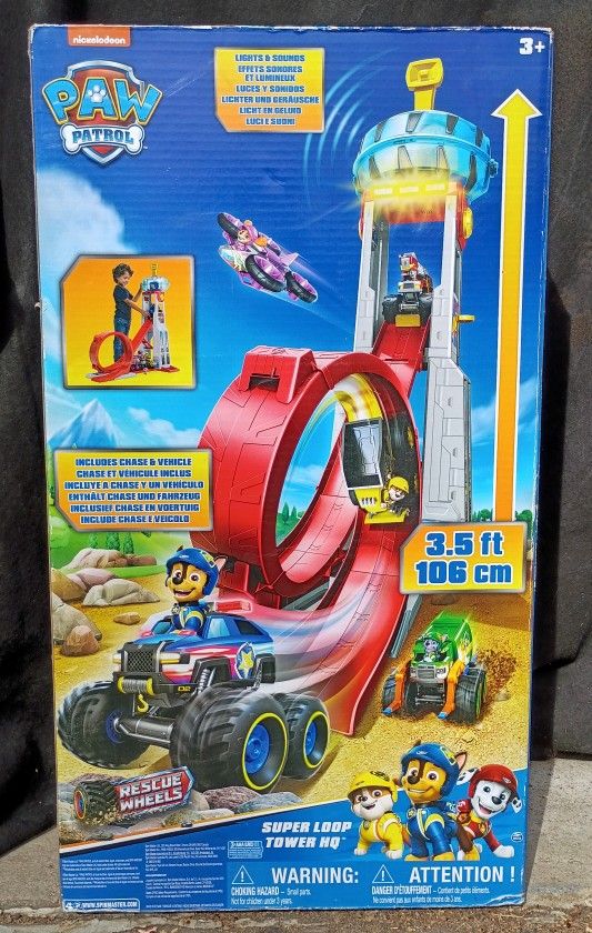 PAW Patrol: Rescue Wheels Super Loop Tower HQ with Lights, Sounds, Vehicle & Figure