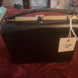 Black Purse 