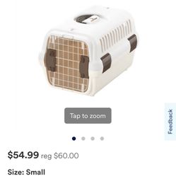 Small Traveling Pet Crate Plastic 