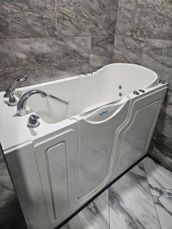 FREE WALK IN TUB.