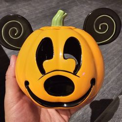 Mickey Pumpkin 