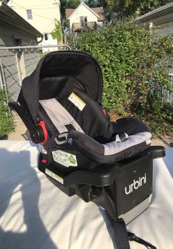 Car seat carrier