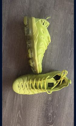 Nike Air VaporMax Plus Women’s Size 8