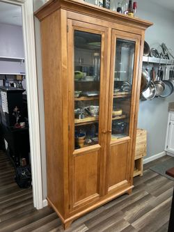 Haverty's Solid Wood Dining Set – GREAT BONES! Stained Seats, Easy Reupholster – $495 OBO