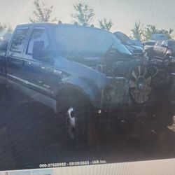 FOR PARTS A 2006 FORD F350 DULLY 6.0 ENGINE 2X4 RWD AUTO TRANS 