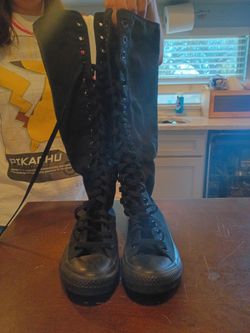 Women's size 6 xxhi all black converse