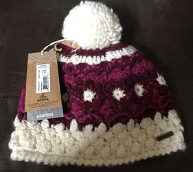 Adorable Prana Rose Beanie, Deep Fuchsia