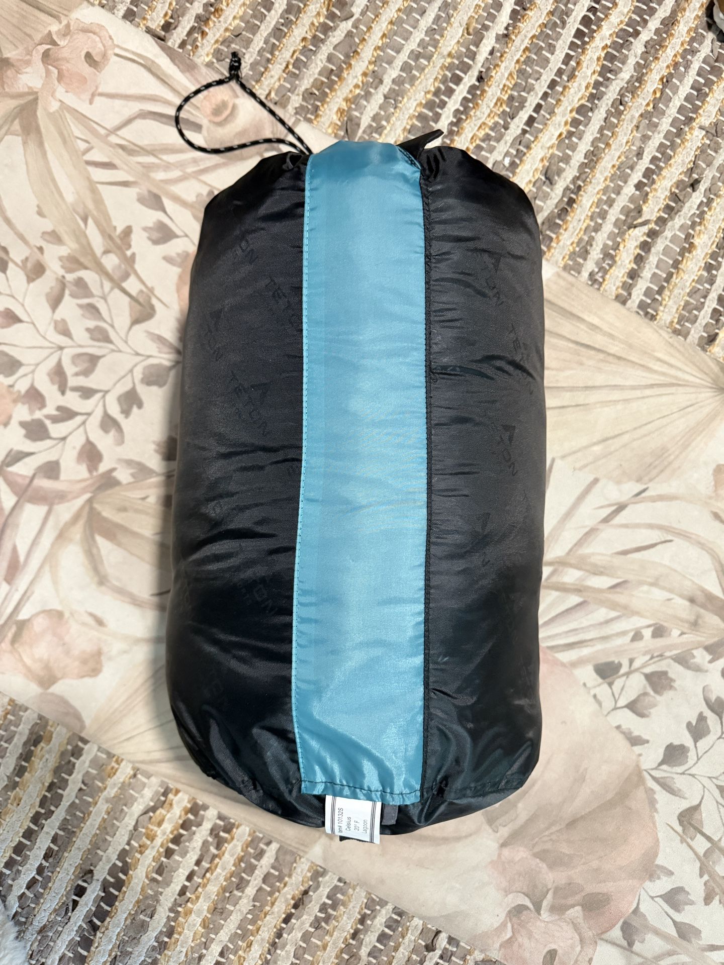 Teton Sports Celsius Sleeping Bag 20 Degree