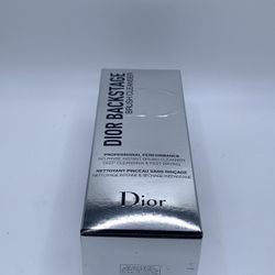 DIOR Backstage Brush cleaner New In Box $65 OBO
