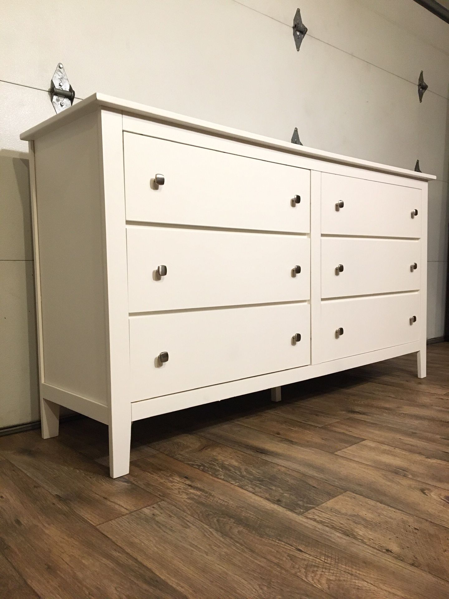 [Extra Wide] Modern 6-Drawer Dresser w/ Silver Knobs, White Finish—Like New Condition