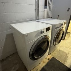 Almost New washer and Dryer Set 