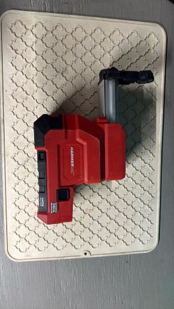 Milwaukee Hammer VAC