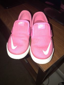 Sz 10c Nike’s brand new
