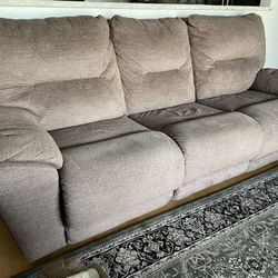 Reclining Couch, Very Good Condition 