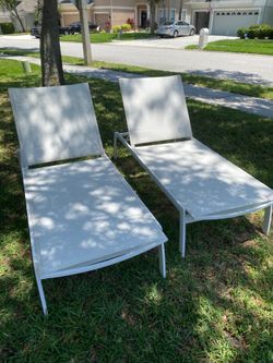 2 patio chairs